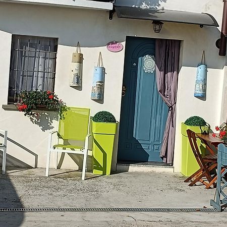 Lo Scrigno Di Simon Bed & Breakfast Senigallia Bagian luar foto