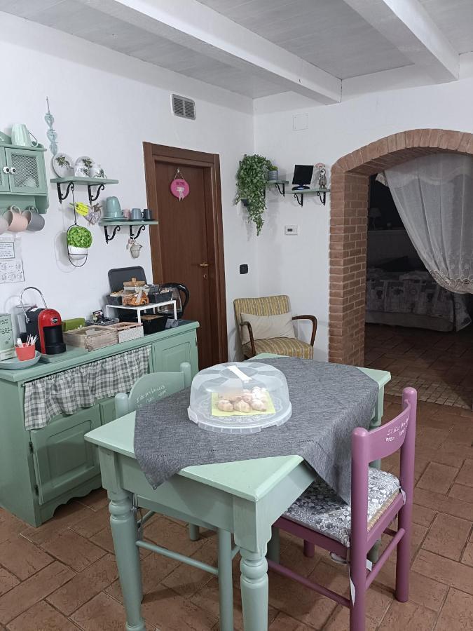 Lo Scrigno Di Simon Bed & Breakfast Senigallia Bagian luar foto